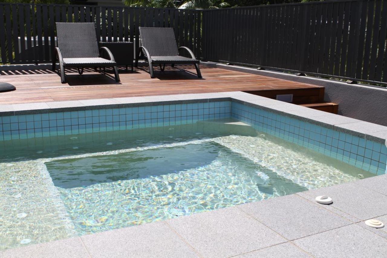 Coconut Grove Aparthotel Port Douglas Ngoại thất bức ảnh