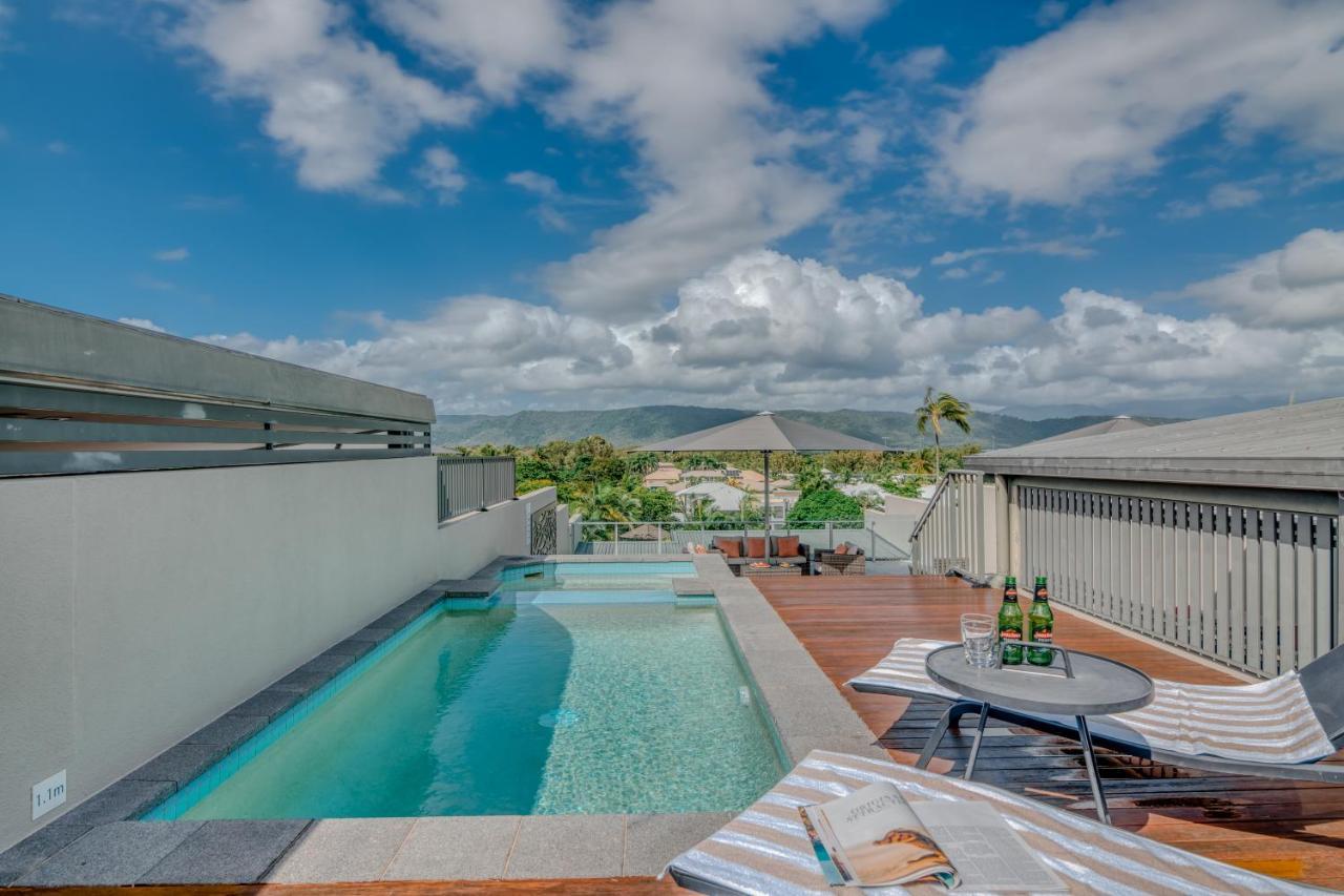 Coconut Grove Aparthotel Port Douglas Ngoại thất bức ảnh