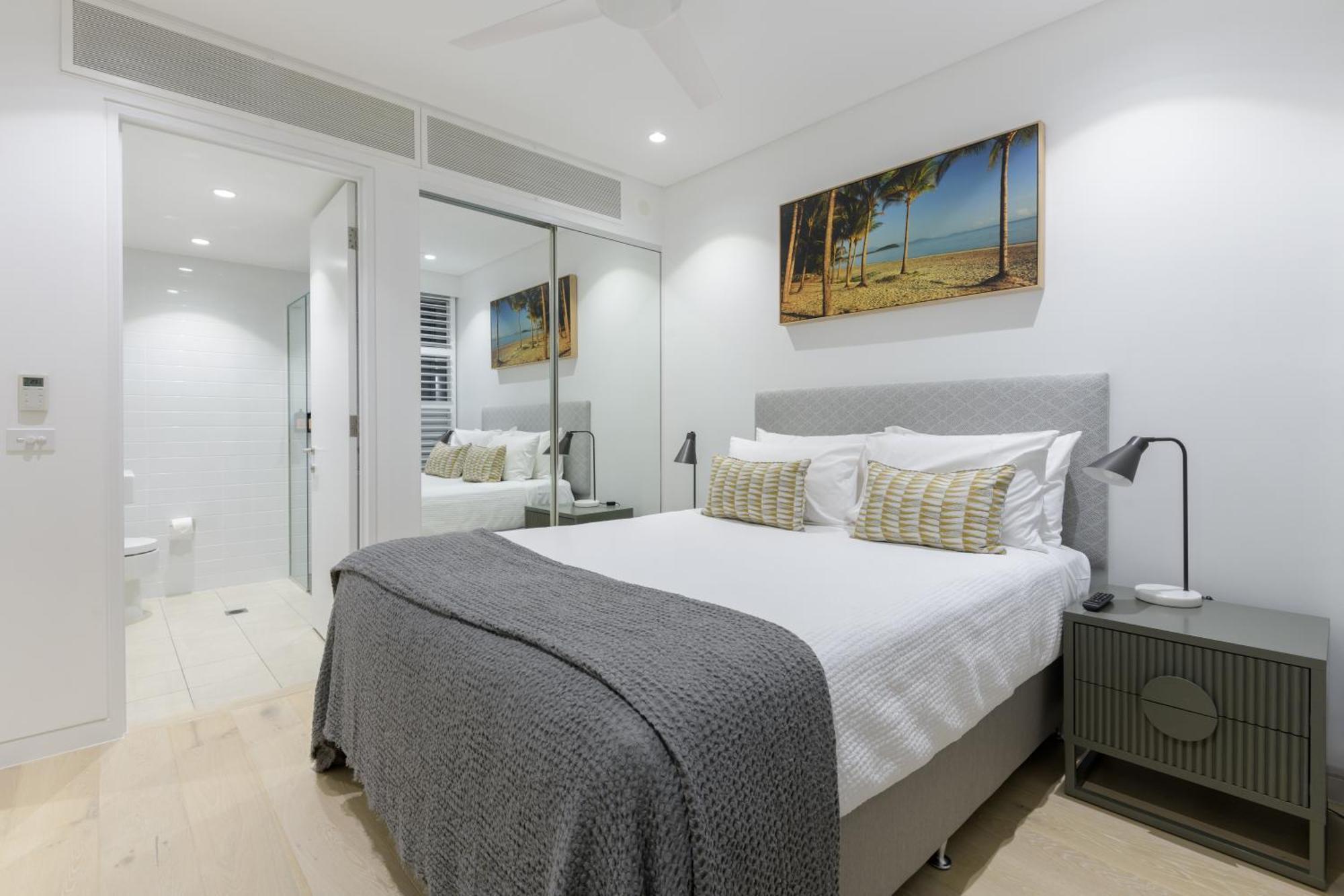 Coconut Grove Aparthotel Port Douglas Ngoại thất bức ảnh