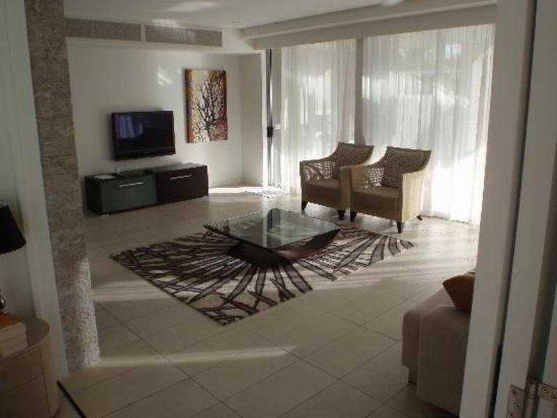 Coconut Grove Aparthotel Port Douglas Ngoại thất bức ảnh